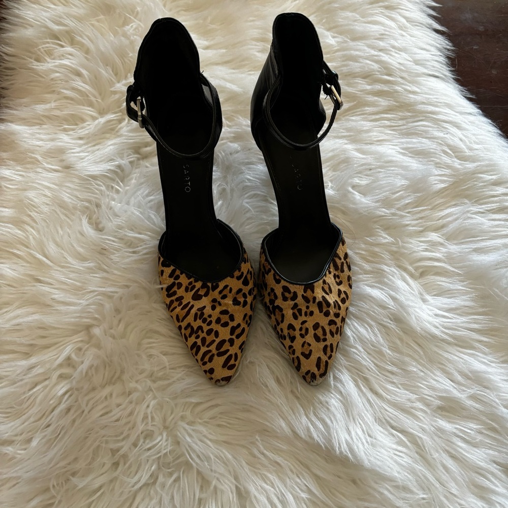 Franco Sarto Size 8.5 Pony Hair Cheetah Print Kitten Heels